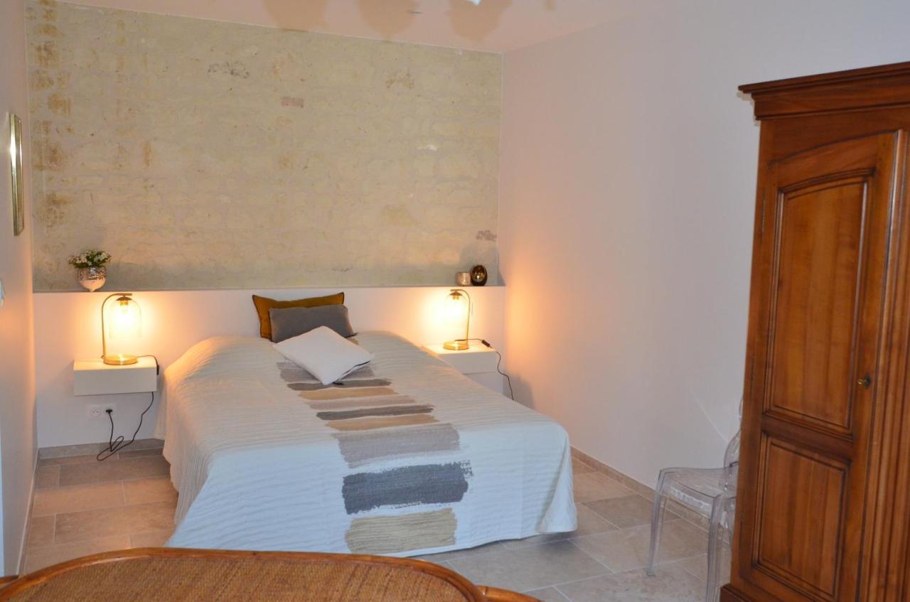Chambre Gargantua Le Dolmen Thizay  外观 照片